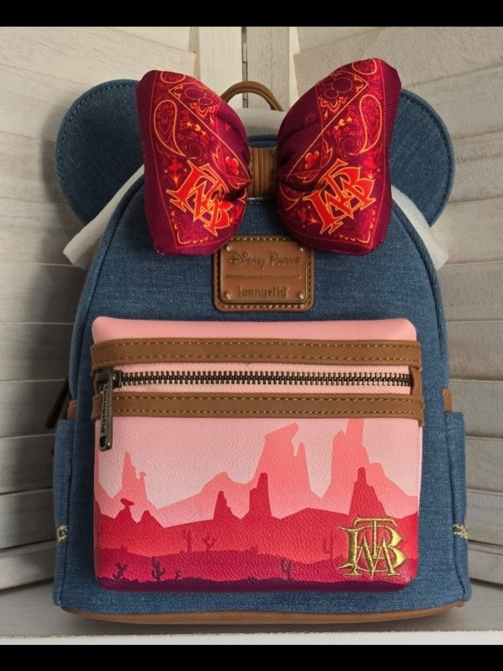 Loungefly Disney Minnie Mouse Main Attraction Big Thunder Mountain